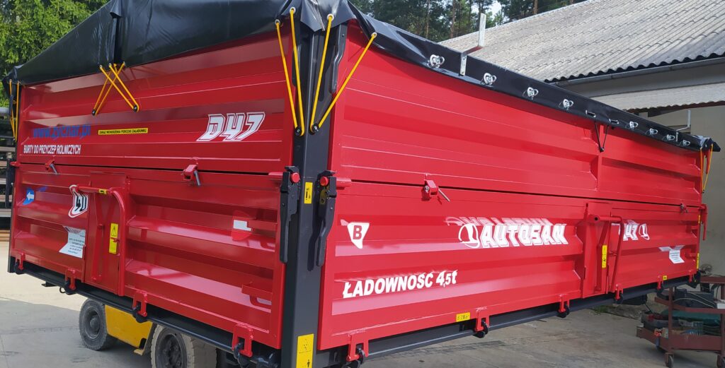 Zabudowa do przyczepy Autosan D-47
