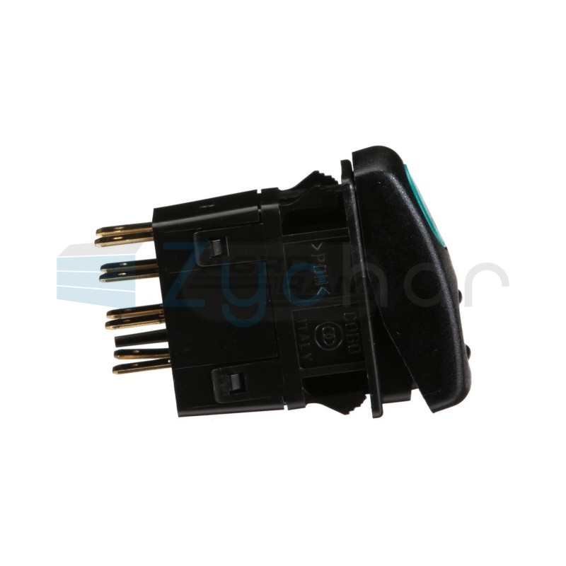  CS