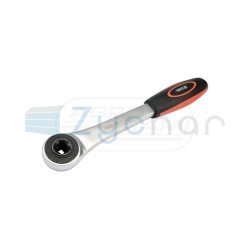  CS