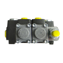 Rozdzielacz hydrauliczny dwusekcyjny (2) 40L sterowany joystickiem Waryński-347447451