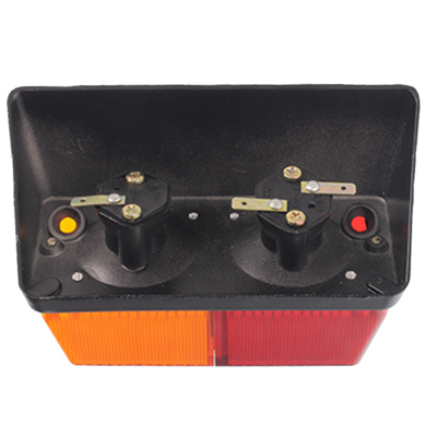 LAMPA TYLNA ZESP. PRAWA T-25, METALOWA-347579855