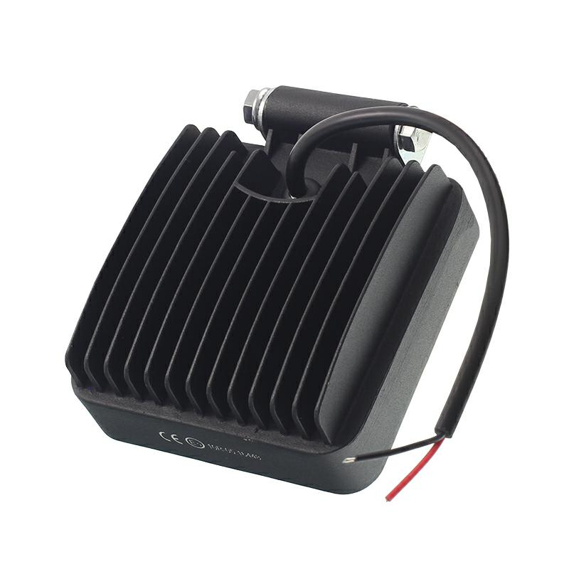 LAMPA ROBOCZA LEDOWA PROSTOKĄTNA, 16 LED Z OTWORAMI, OŚWIETLENIE SKUPIONE (SPOT), 107X107X55 MM,OBUDOWA ALUM. 12-36V-347584768