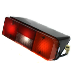 LAMPA TYLNA ZESP. 4-SEGM. PRAWA JOHN DEERE - Z PRZEWODEM-347593797