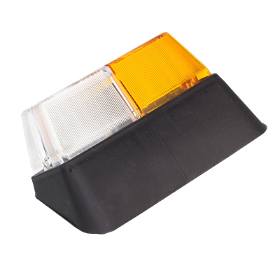 LAMPA KIERUNKOWSKAZU T-25 PRAWA PLASTIKOWA-347598407