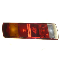 LAMPA TYLNA ZESP. 7-SEGM. PRAWA SCANIA 4 - Z GNIAZDEM OKRĄGŁYM-347599477