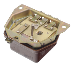 REGULATOR NAPIĘCIA MTZ 80, 82, 820-347599572