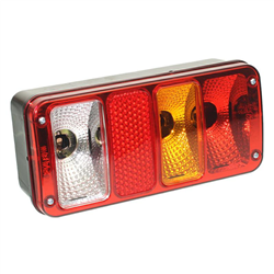 LAMPA TYLNA ZESP. 4-SEGM. PRAWA BEZ OŚW. TABLICY REJ. - Z GNIAZDEM-347602787